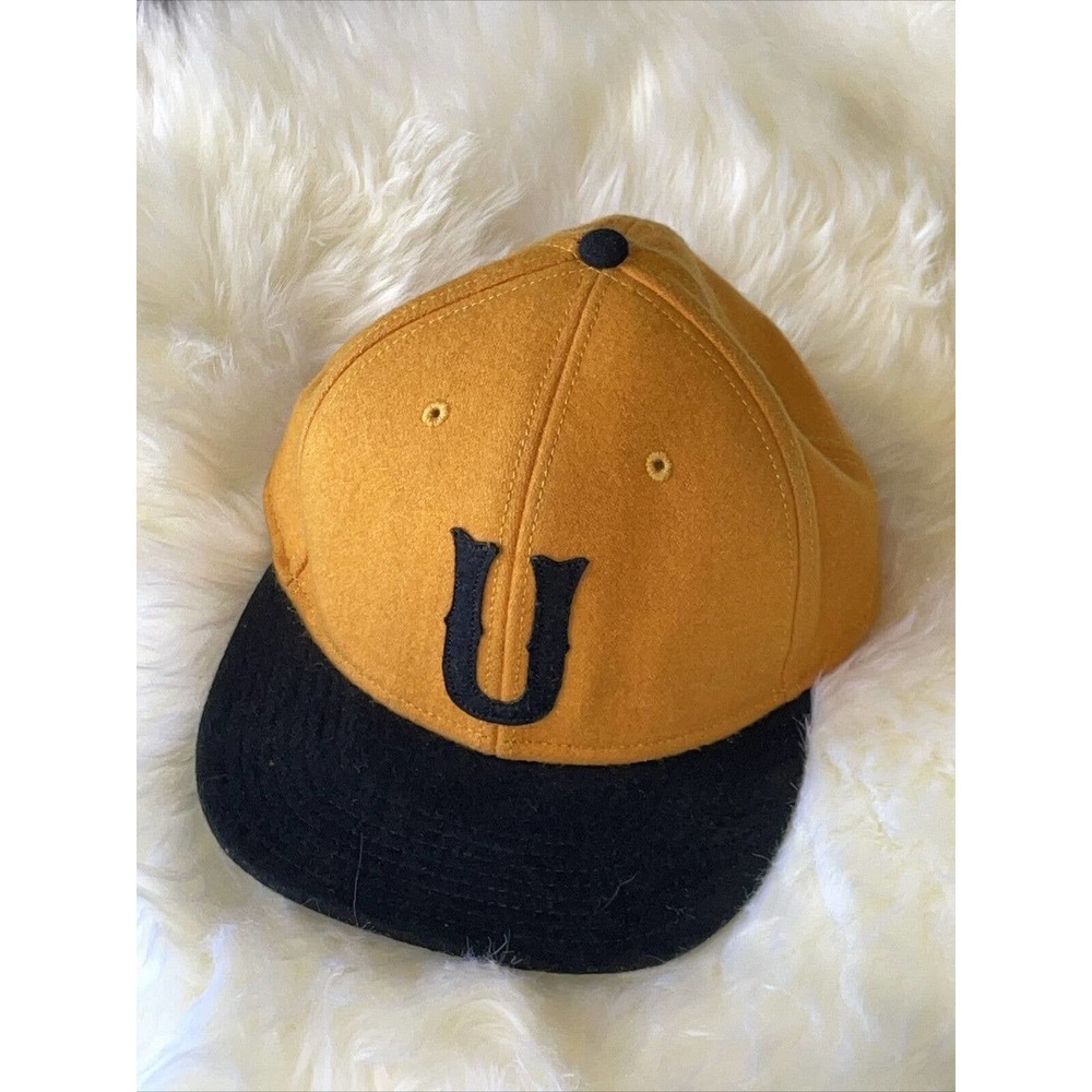 Vintage Undefeated U Yellow and Black Wool Snapback Baseball Hat‎